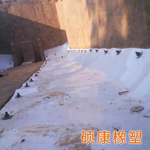 车厢衬板生产施工