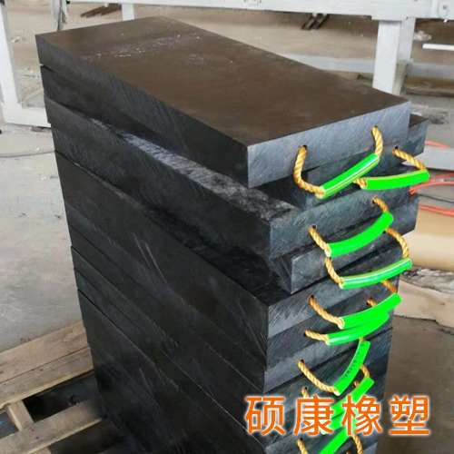 车厢衬板的制作工艺及应用？