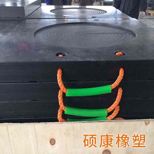 支腿垫板