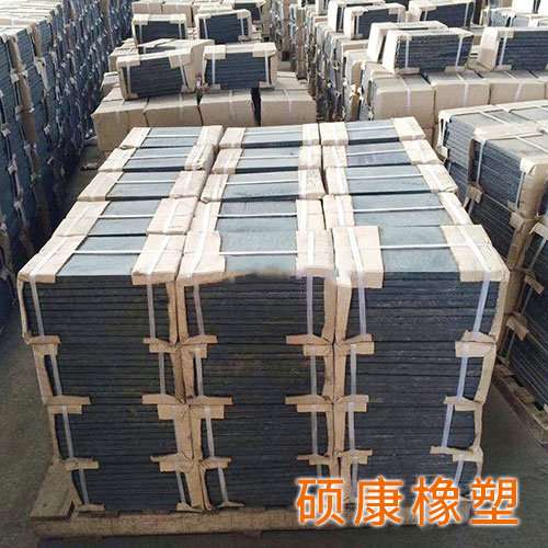 压延微晶板特点及存储注意事项